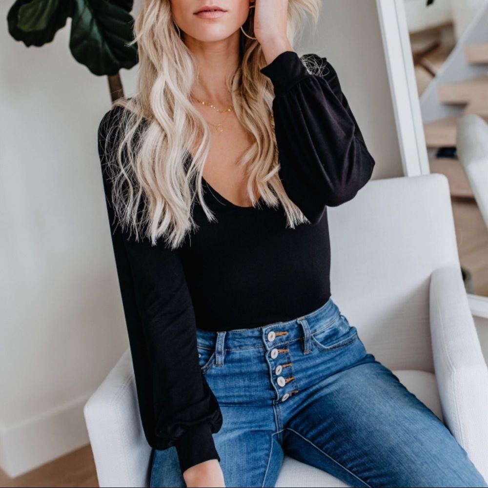 🇺🇸 SALE 🇺🇸 Penelope Billowed Bodysuit-Black - Picture 2 of 8